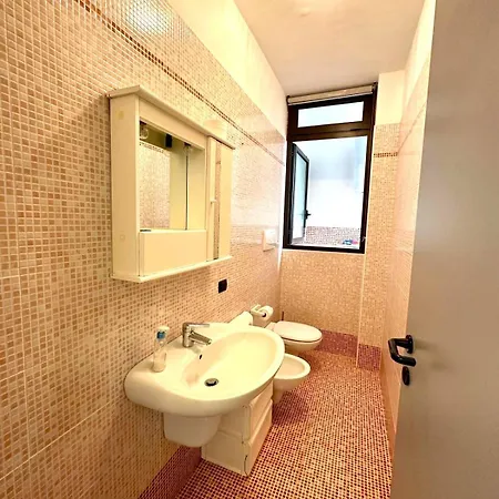 Holiday home Glicine *